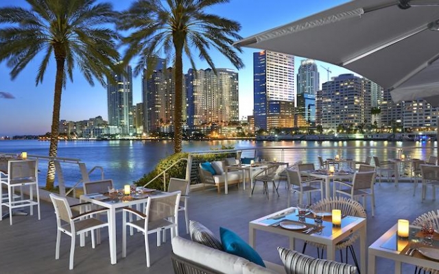 Miami's Best Waterfront Restaurants | Urbanologie